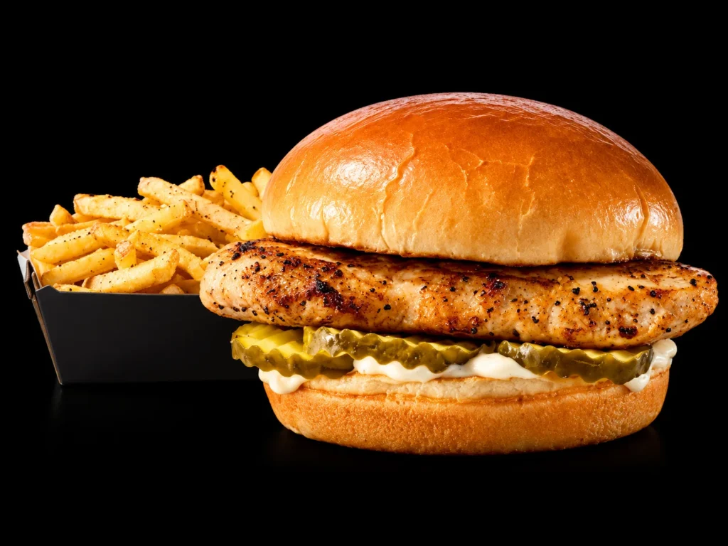CLASSIC CHICKEN
SANDWICH